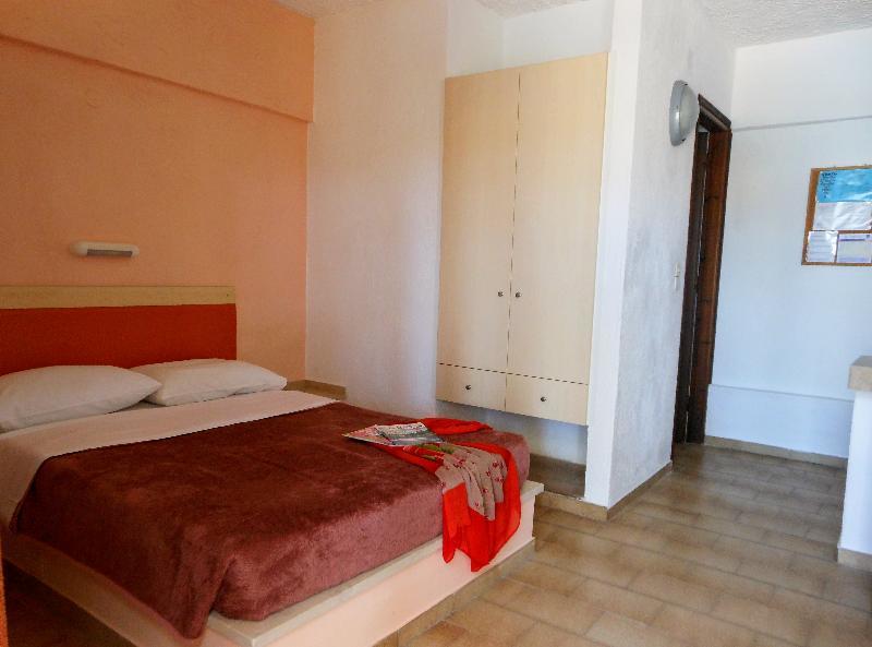 Aspro Hotel Herszonisszosz Kültér fotó