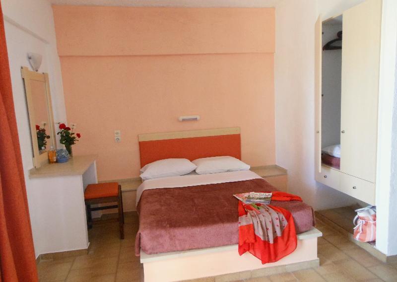 Aspro Hotel Herszonisszosz Kültér fotó